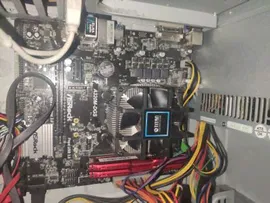 Материнская плата AM4 сокет ASRock A320-DGS + AMD A8-9600 AM4 4 ядра, встроенная видеокарта + куллер
