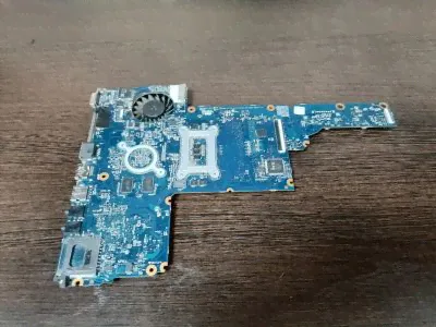 Материнская плата для ноутбука HP 2000 HP 240 G1, 250 G1, 450 G1, 1000, 2000 Compaq CQ45, CQ58 6050A2493101-MB-A02 DIS TPN-I105 694693-501